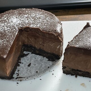 オレオ生地の生チョコチーズケーキ